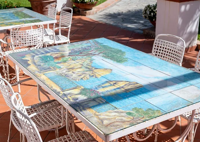 Capri Vittoria By Capri *